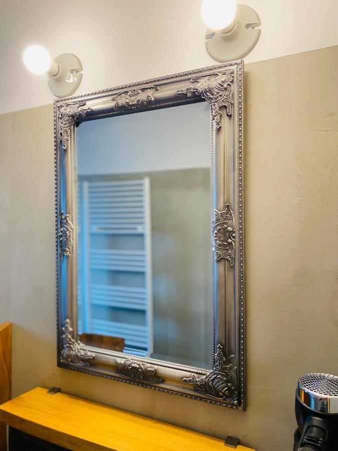Phoenix Apartments - Monteurwohnung Mit Riesiger Parkflaeche Білефельд Екстер'єр фото