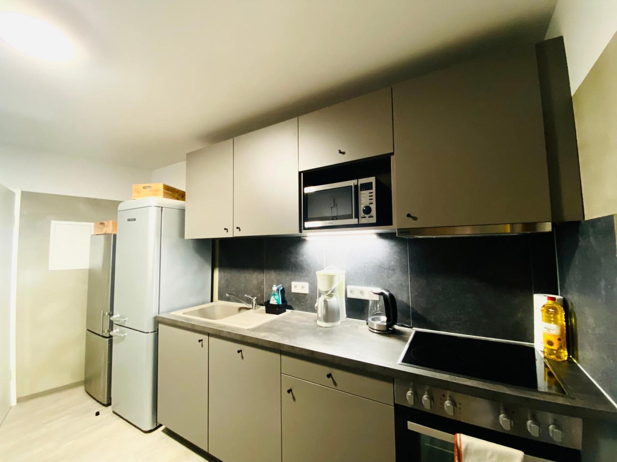 Phoenix Apartments - Monteurwohnung Mit Riesiger Parkflaeche Білефельд Екстер'єр фото